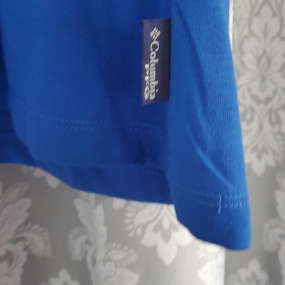 T-shirt - Picture 2 of 3